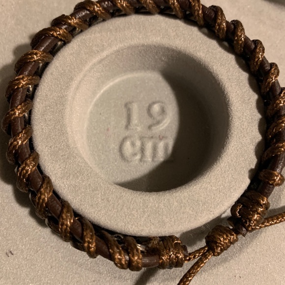 Wrapped gun metal bracelet - Picture 2 of 4